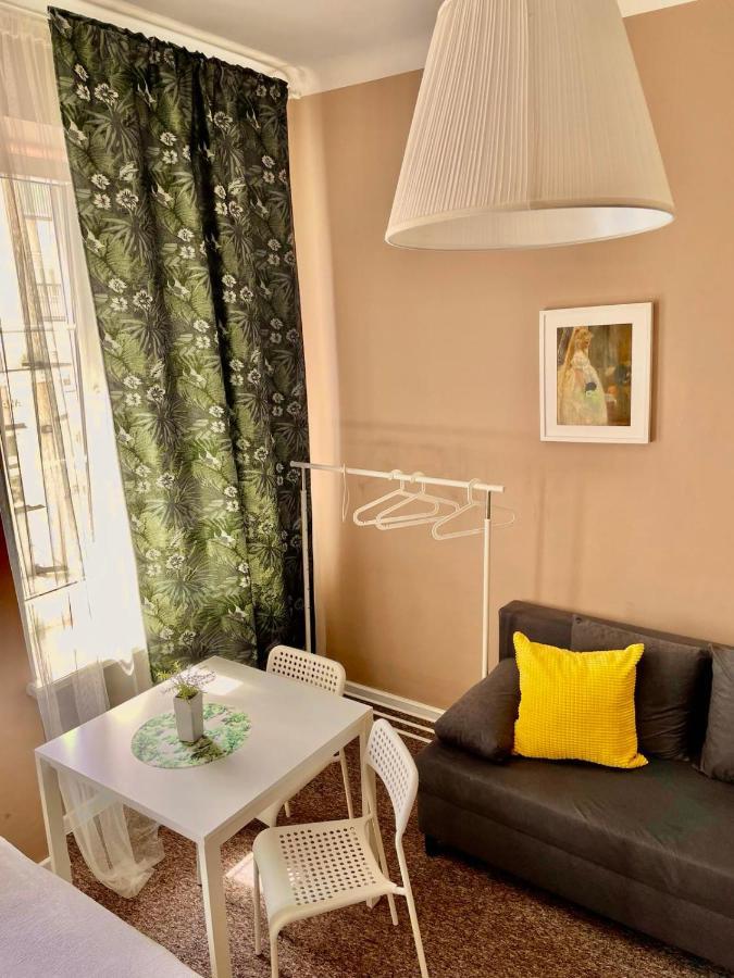 Backpack Apart Rooms Warszawa Eksteriør billede