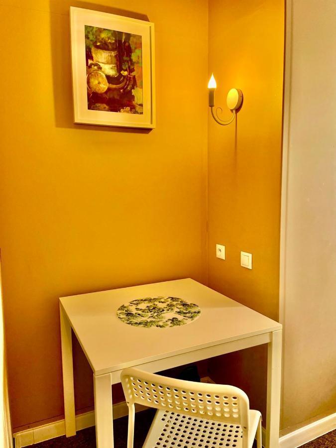 Backpack Apart Rooms Warszawa Eksteriør billede